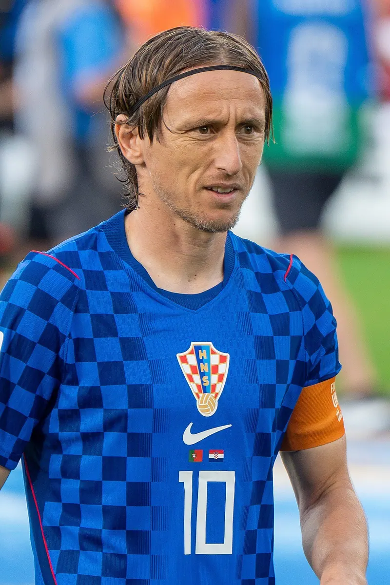 Ilustração da notícia: Modric diz que sentiu vergonha após Croácia levar 7 a 0 da Inglaterra em casa