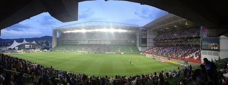 Ilustração da notícia: América-MG e Fortaleza se enfrentam na Série B com escalações previstas