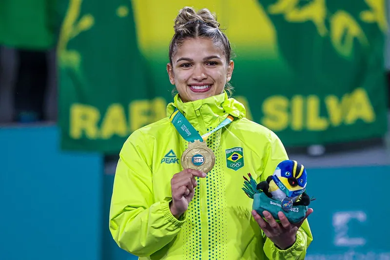 Ilustração da notícia: Larissa Pimenta e Ronald Lima são eliminados cedo no Mundial de Judô