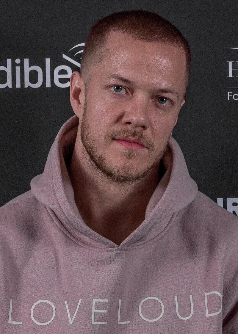 Ilustração da notícia: Dan Reynolds, do Imagine Dragons, e Minka Kelly terminam o namoro, diz People