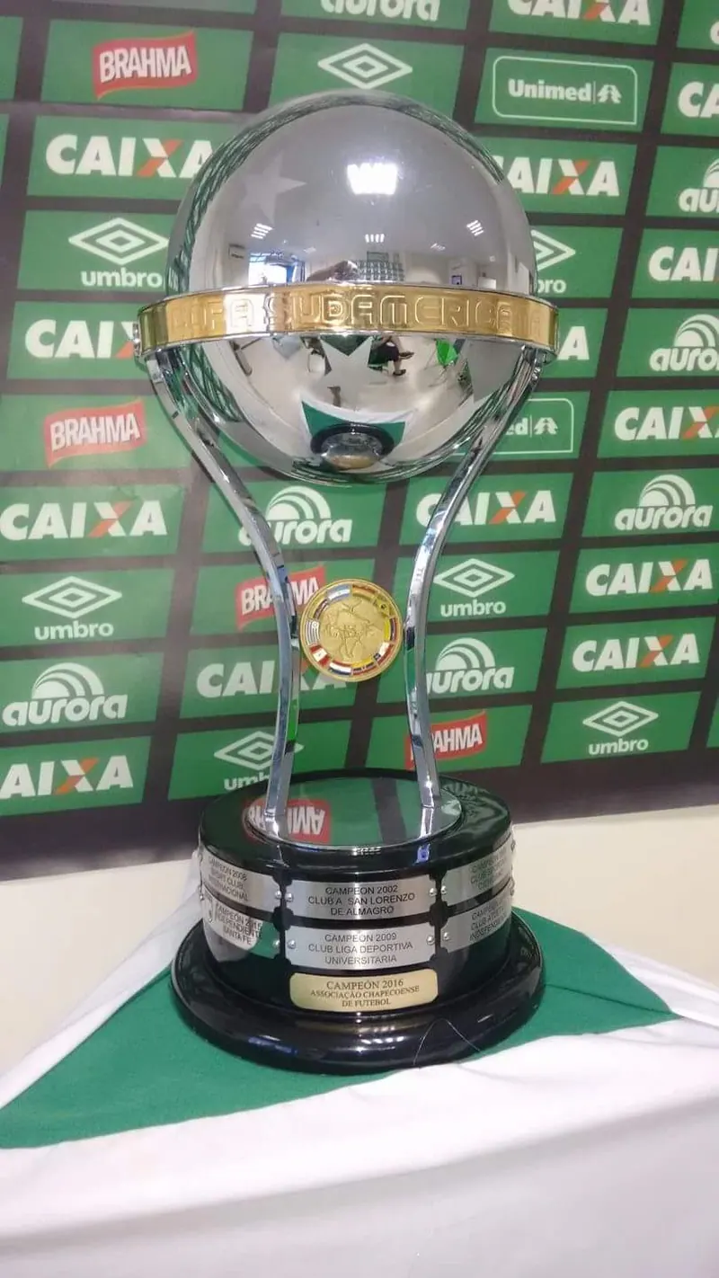 Ilustração da notícia: Atlético-MG confirma lesão de Fred e encara o Santos com time de reservas