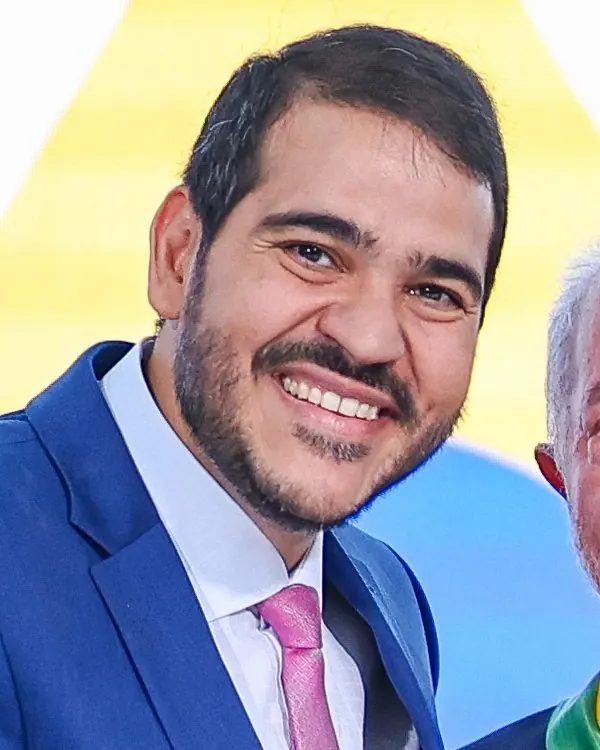 Ilustração da notícia: AGU defende diretor da PF após pedido de investigação da campanha de Flávio
