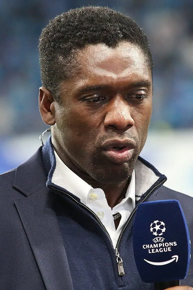 Ilustração da notícia: Seedorf será apresentado no Corinthians na quarta e comanda o primeiro treino
