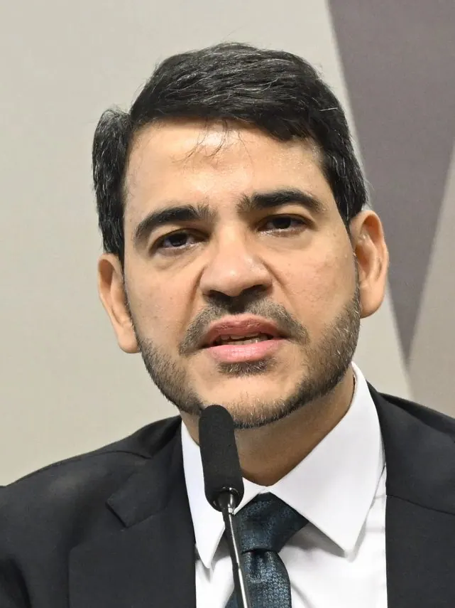 Ilustração da notícia: AGU pede à PF e à PGR investigação sobre verba dos EUA para grupos que contestam o STF