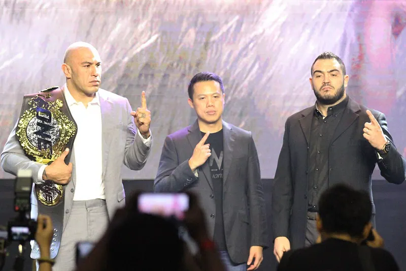 Ilustração da notícia: Ruan Alvarenga e Antônio César vencem e seguem invictos no ONE em Bangkok